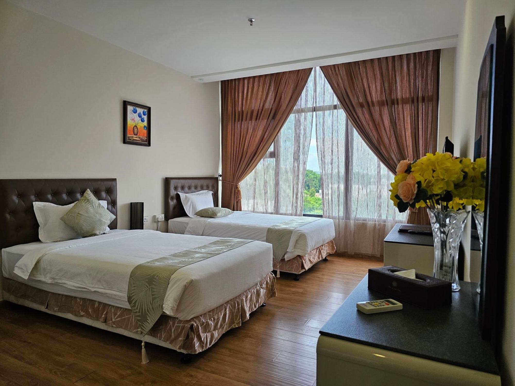 Wafa Hotel & Apartment Kampong Mata Mata Exterior photo